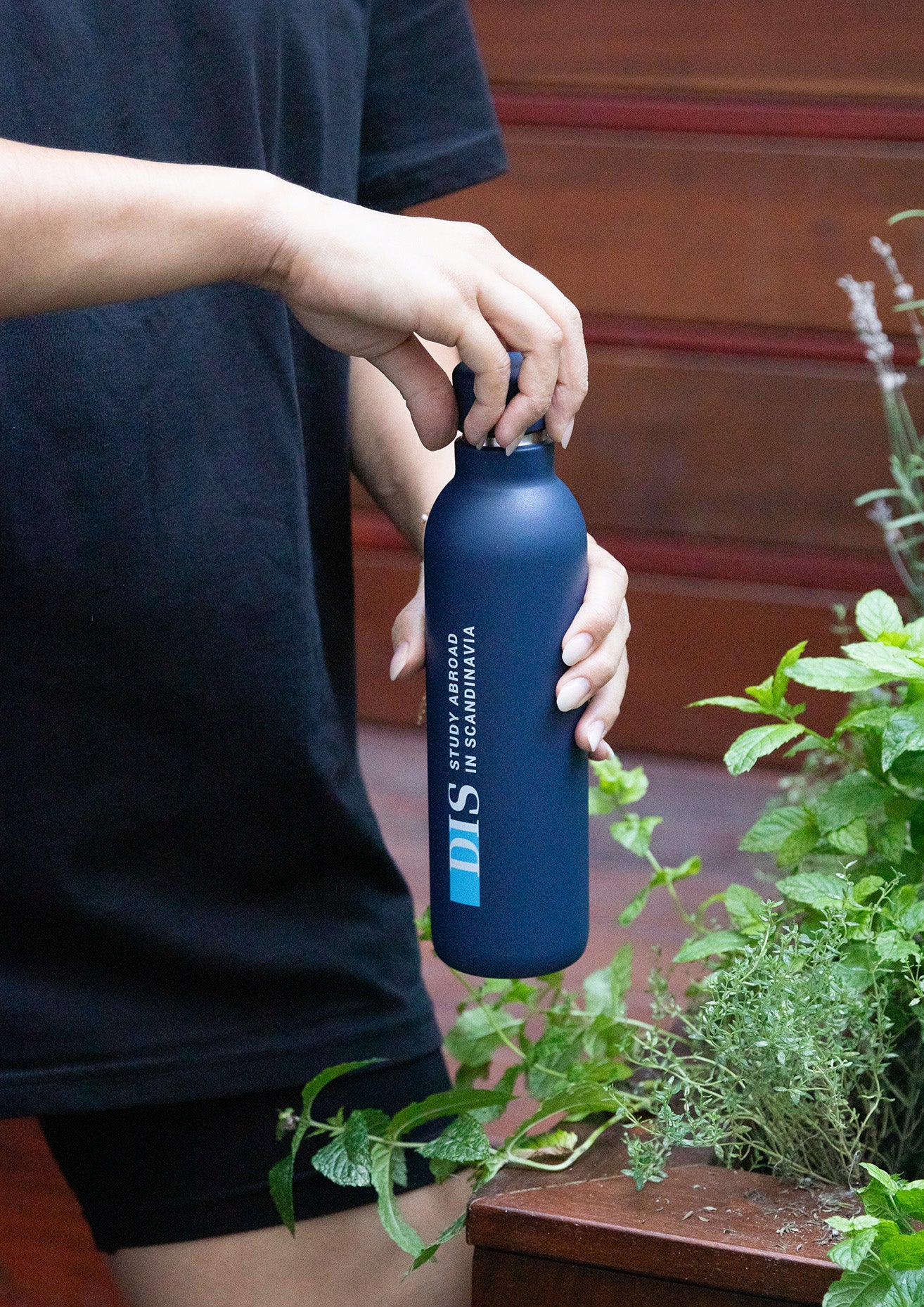 DIS Alumni Thermal Insulated Water Bottle